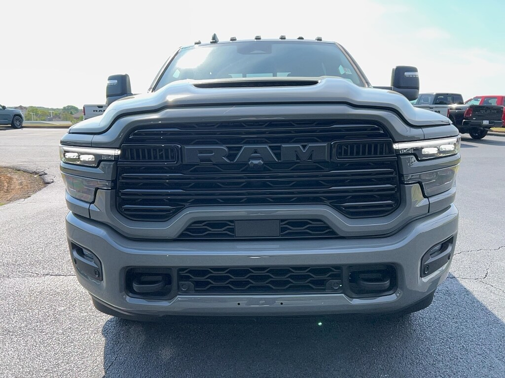 New 2026 Ram 3500 LARAMIE CREW CAB 4X4 8' BOX Pickup