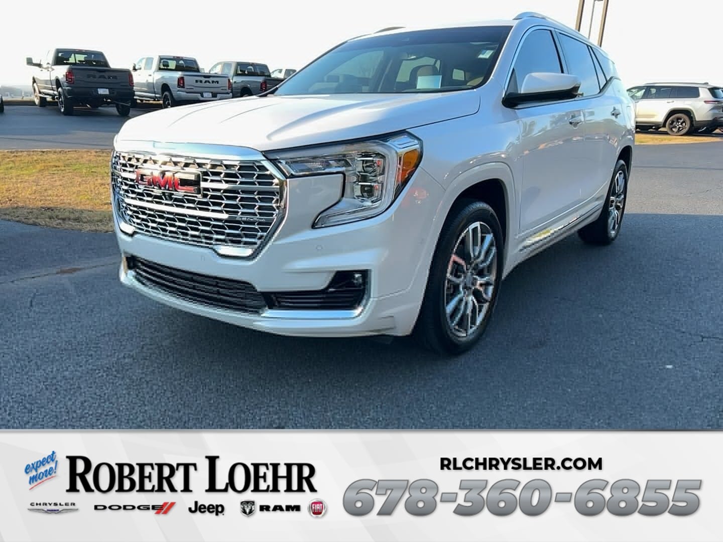 2024 GMC Terrain Denali's photo