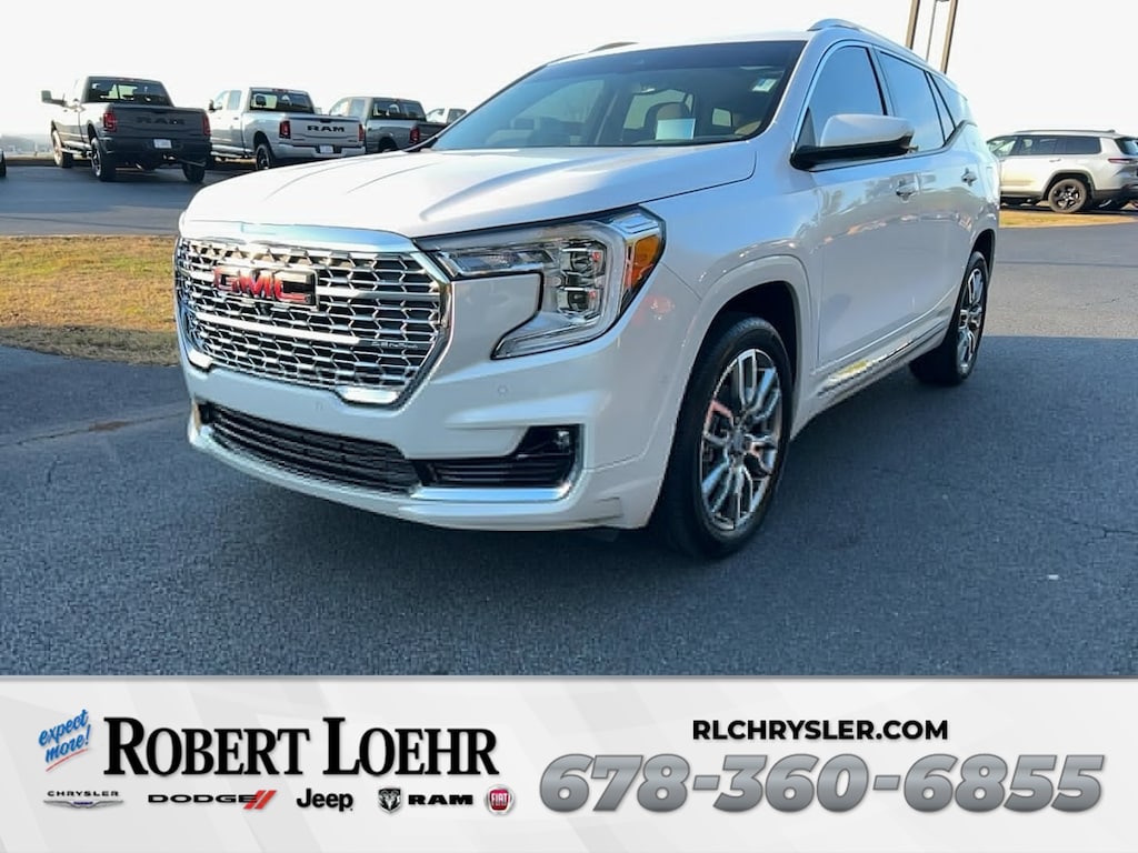 Used 2024 GMC Terrain Denali SUV