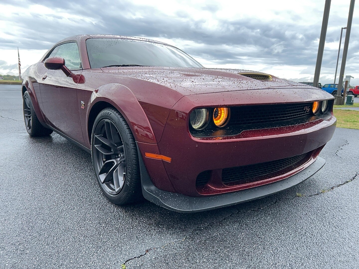 2020 Dodge Challenger R/T Scat Pack Widebody photo 3
