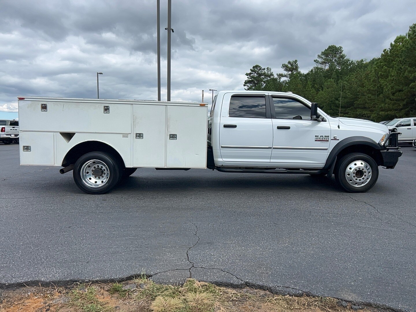 2016 Ram 4500 photo 4