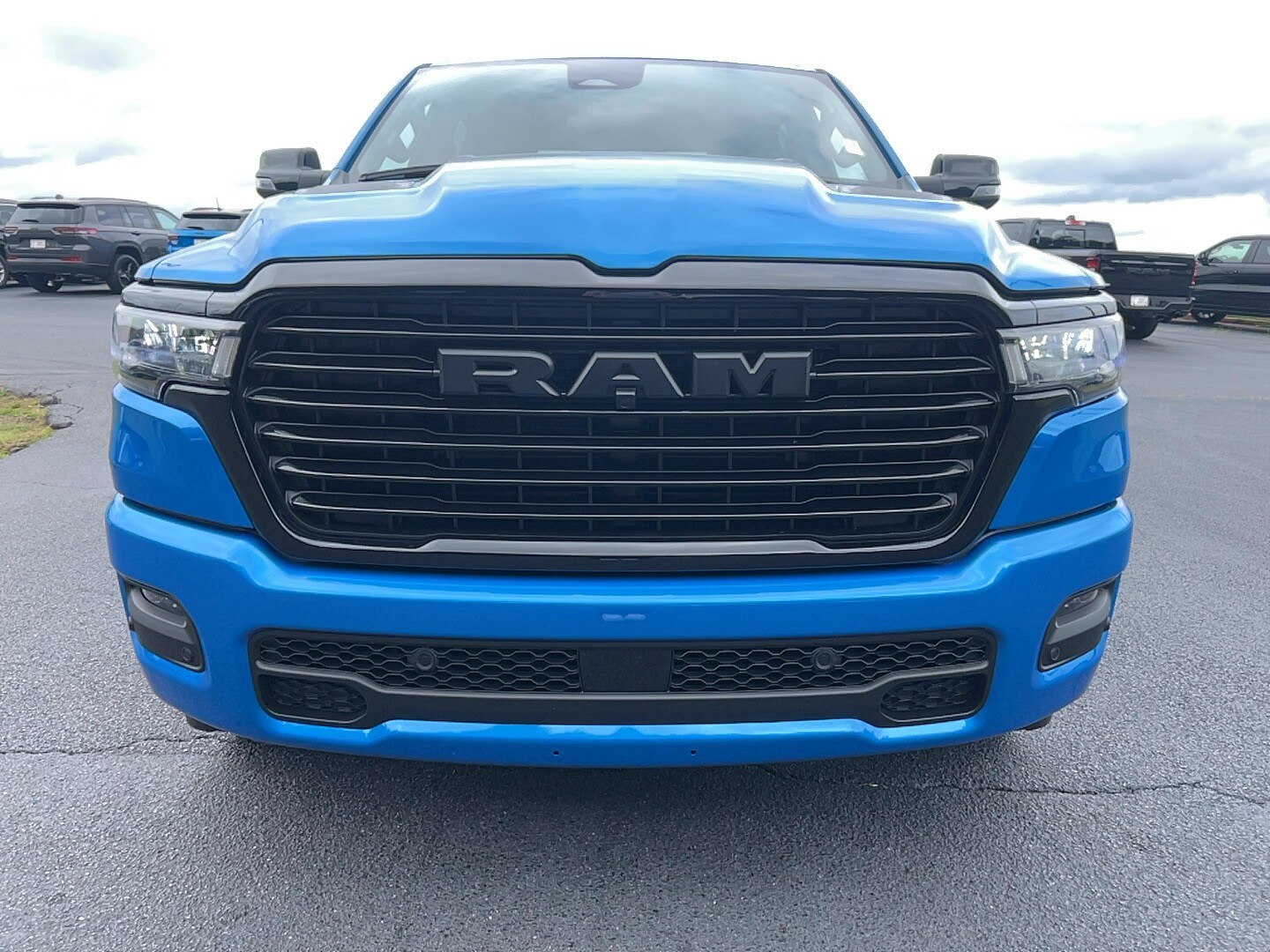2026 Ram 1500 Laramie photo 2