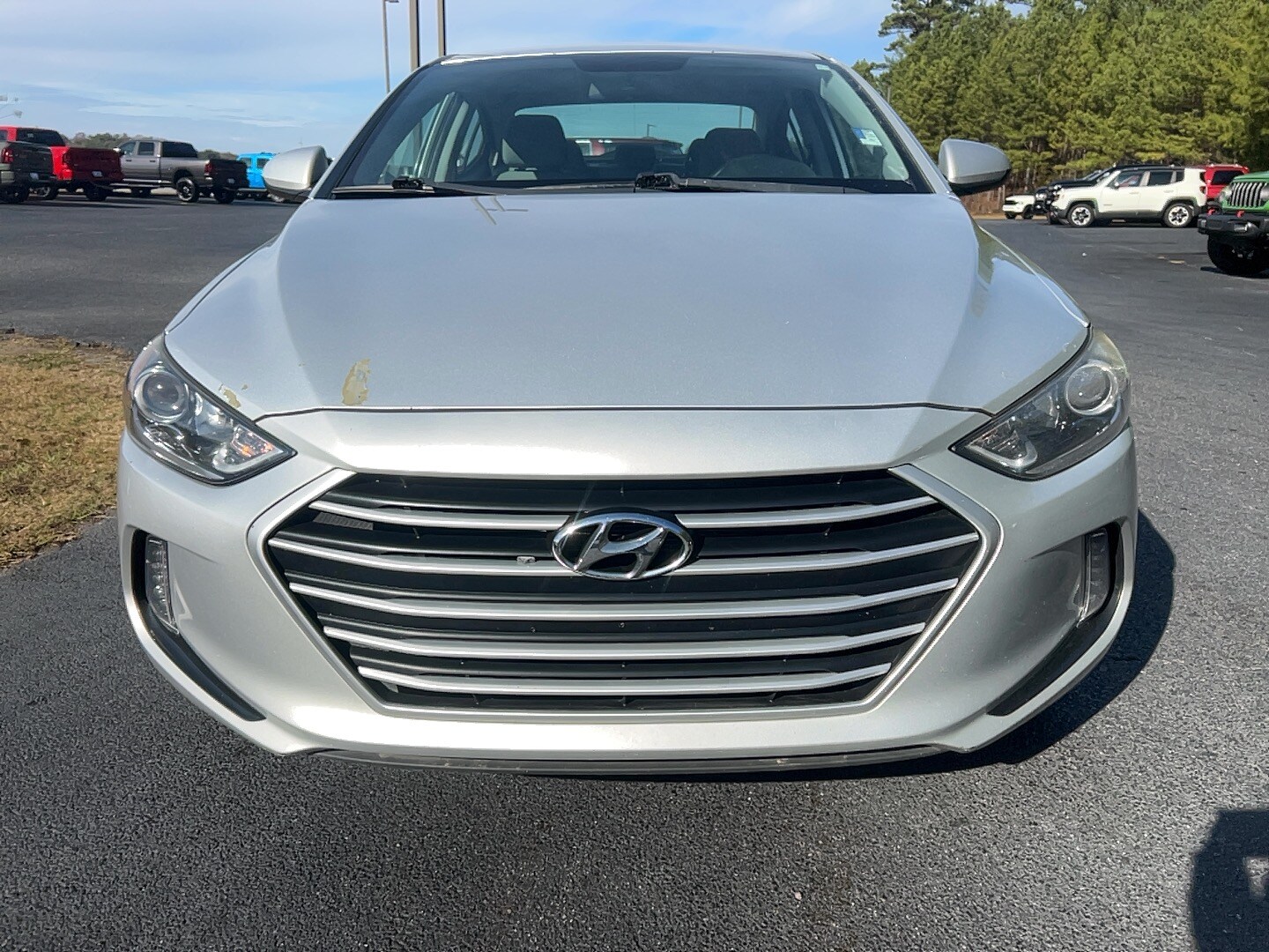 2017 Hyundai Elantra SE photo 2