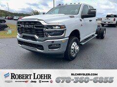 2026 Ram 3500 Chassis Cab TRADESMAN CREW   4X4 60' CA Pickup