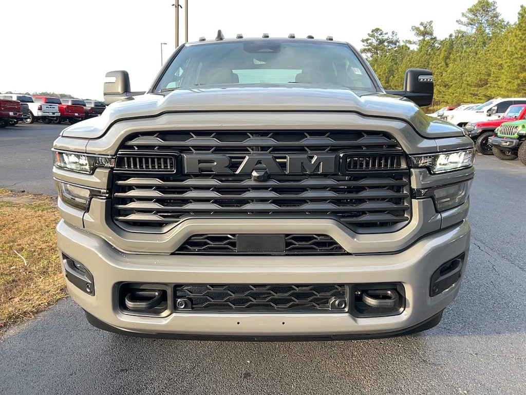 New 2026 Ram 2500 BIG HORN CREW CAB 4X4 6'4 BOX Pickup