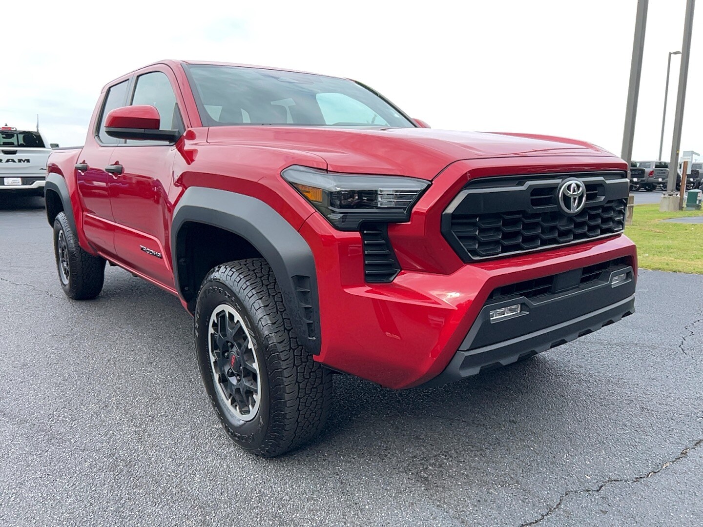 2024 Toyota Tacoma Limited photo 3
