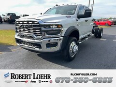 2026 Ram 4500 Chassis Cab TRADESMAN  CREW  4X4 84' CA Pickup