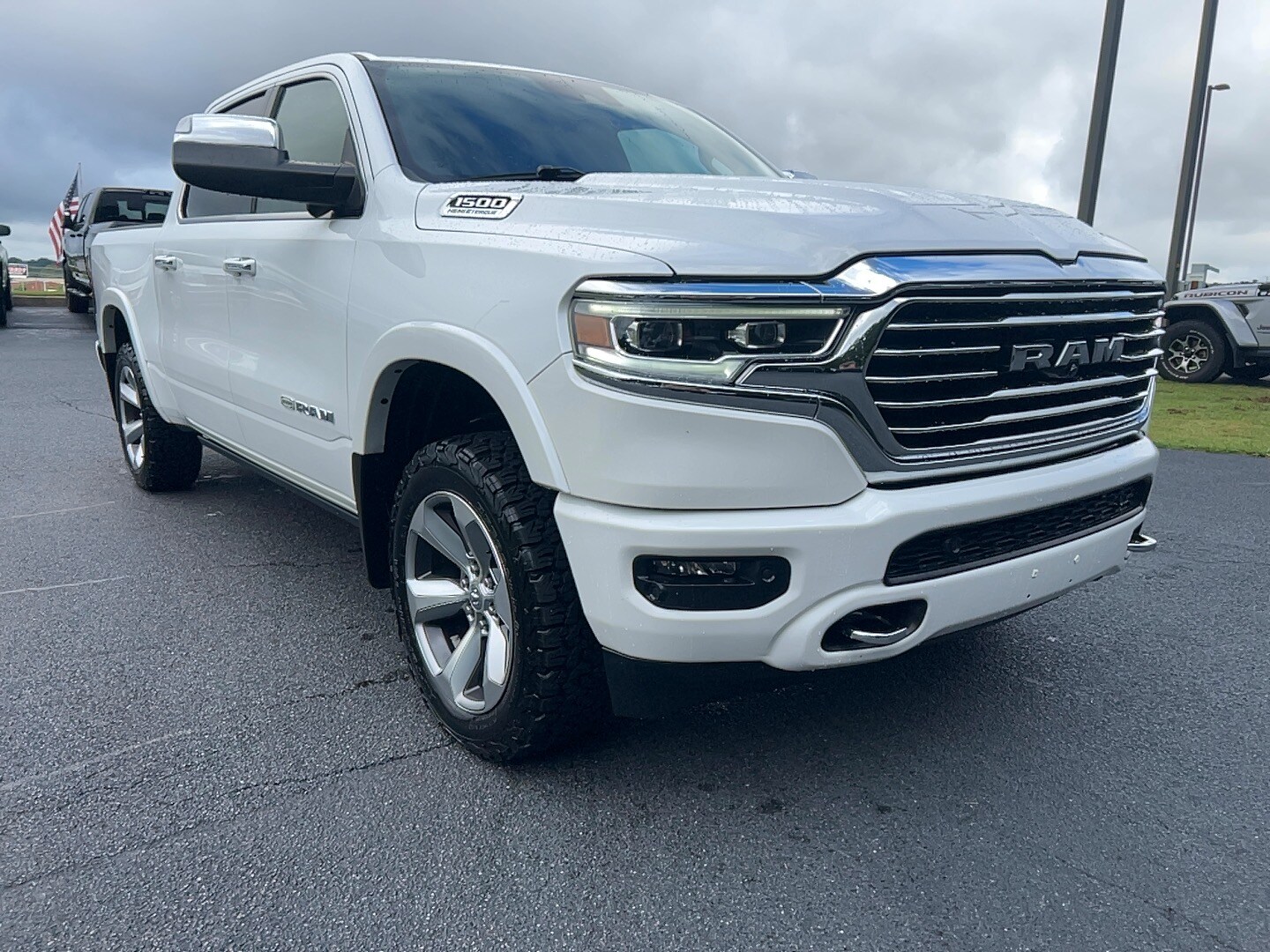 2021 Ram 1500 Laramie Longhorn photo 3