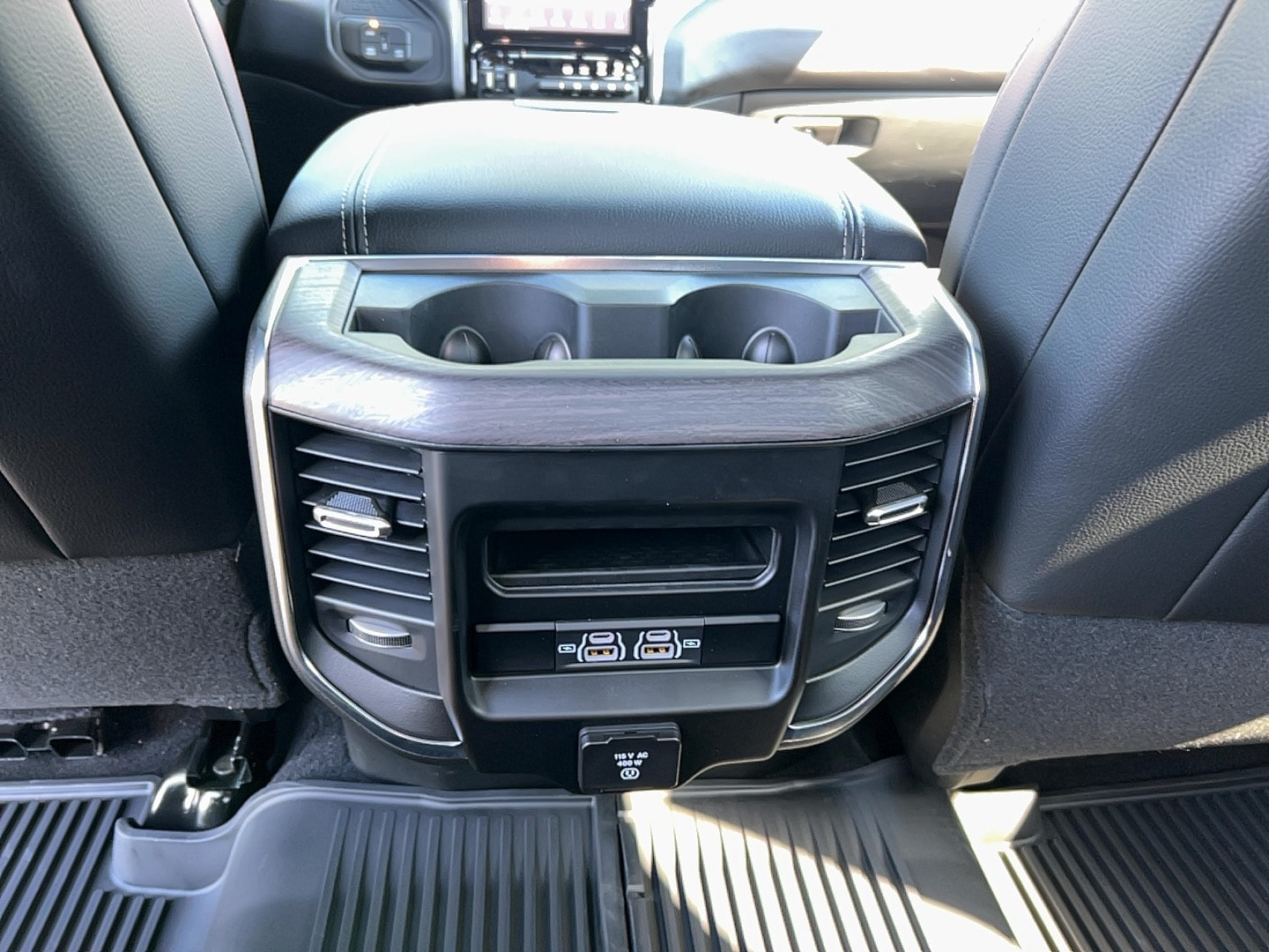 2026 RAM 2500 Laramie - Photo 32
