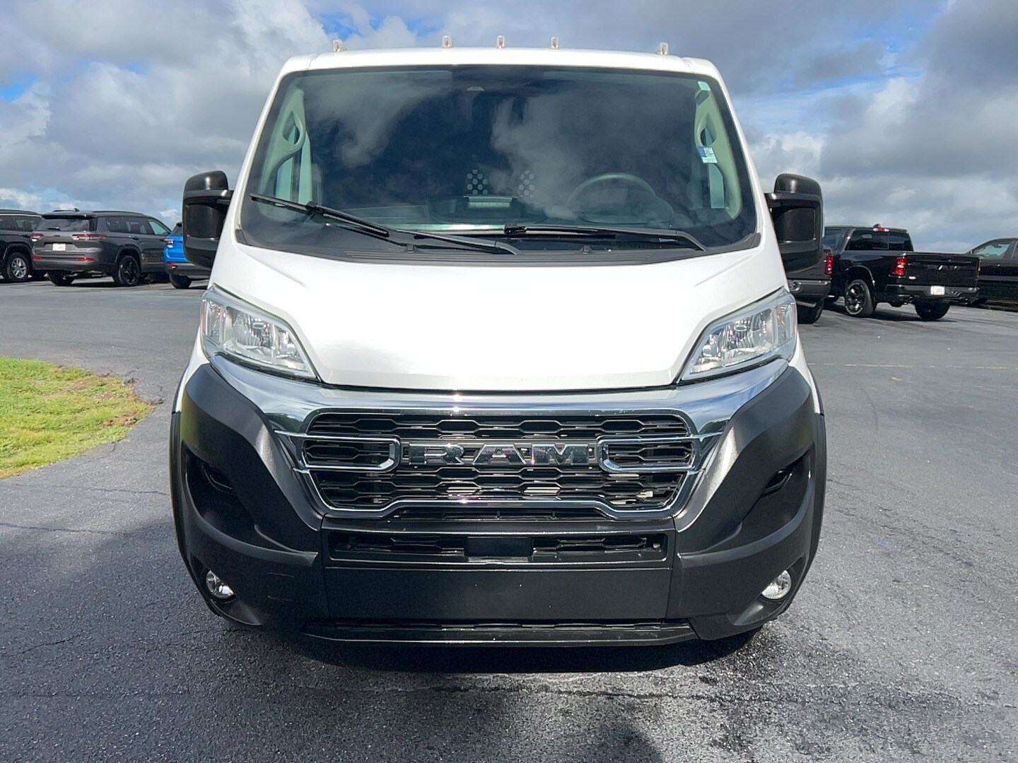 2023 Ram ProMaster 2500 Base Cargo Van photo 2