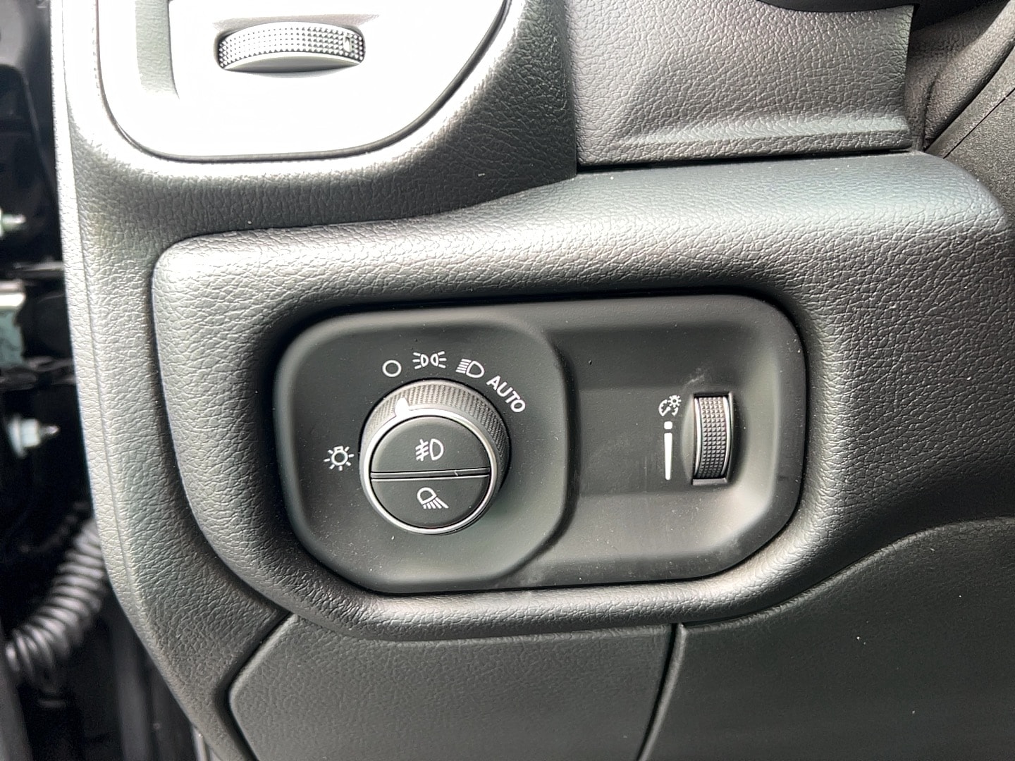 2026 RAM 2500 Big Horn - Photo 18