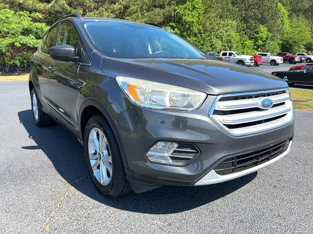 Used 2018 Ford Escape SE SUV