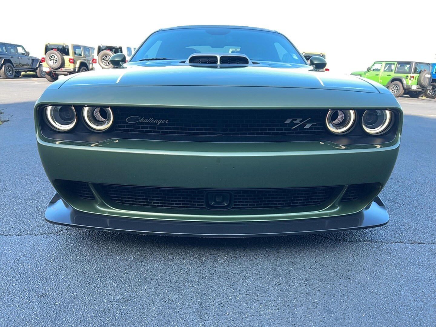 2023 Dodge Challenger R/T Scat Pack Widebody photo 2