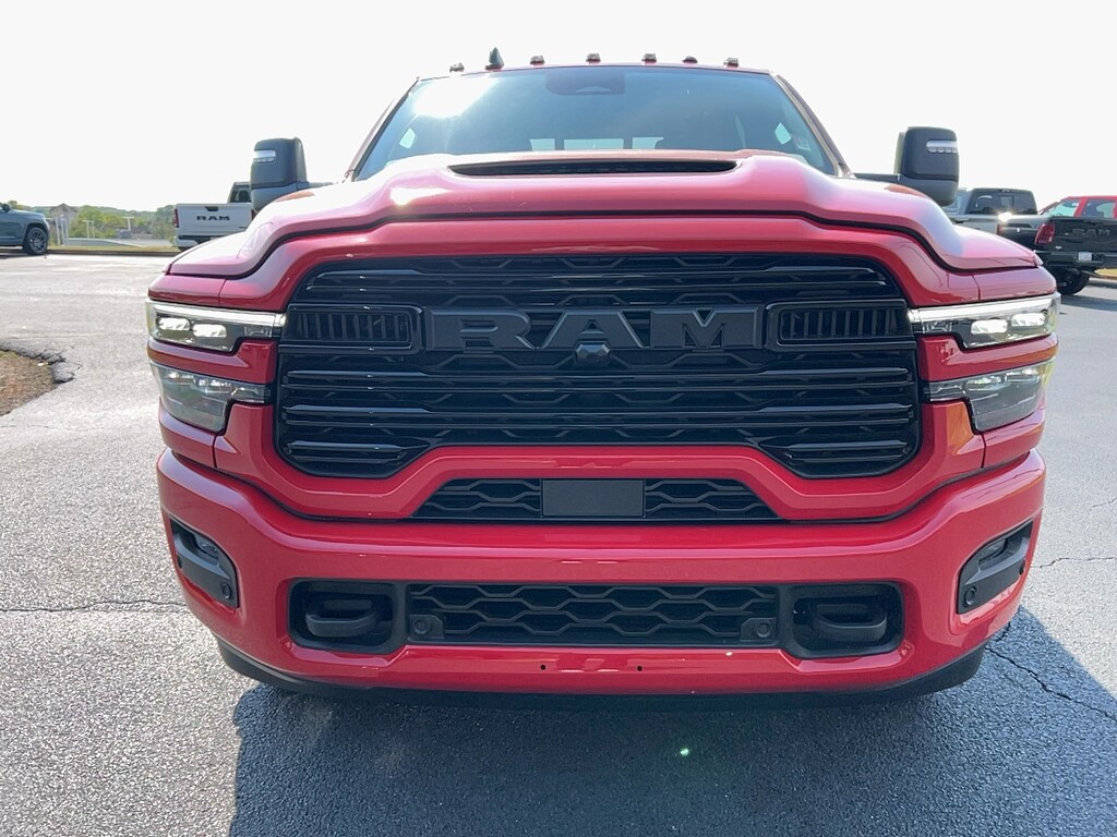 New 2026 Ram 3500 LARAMIE CREW CAB 4X4 8' BOX Pickup
