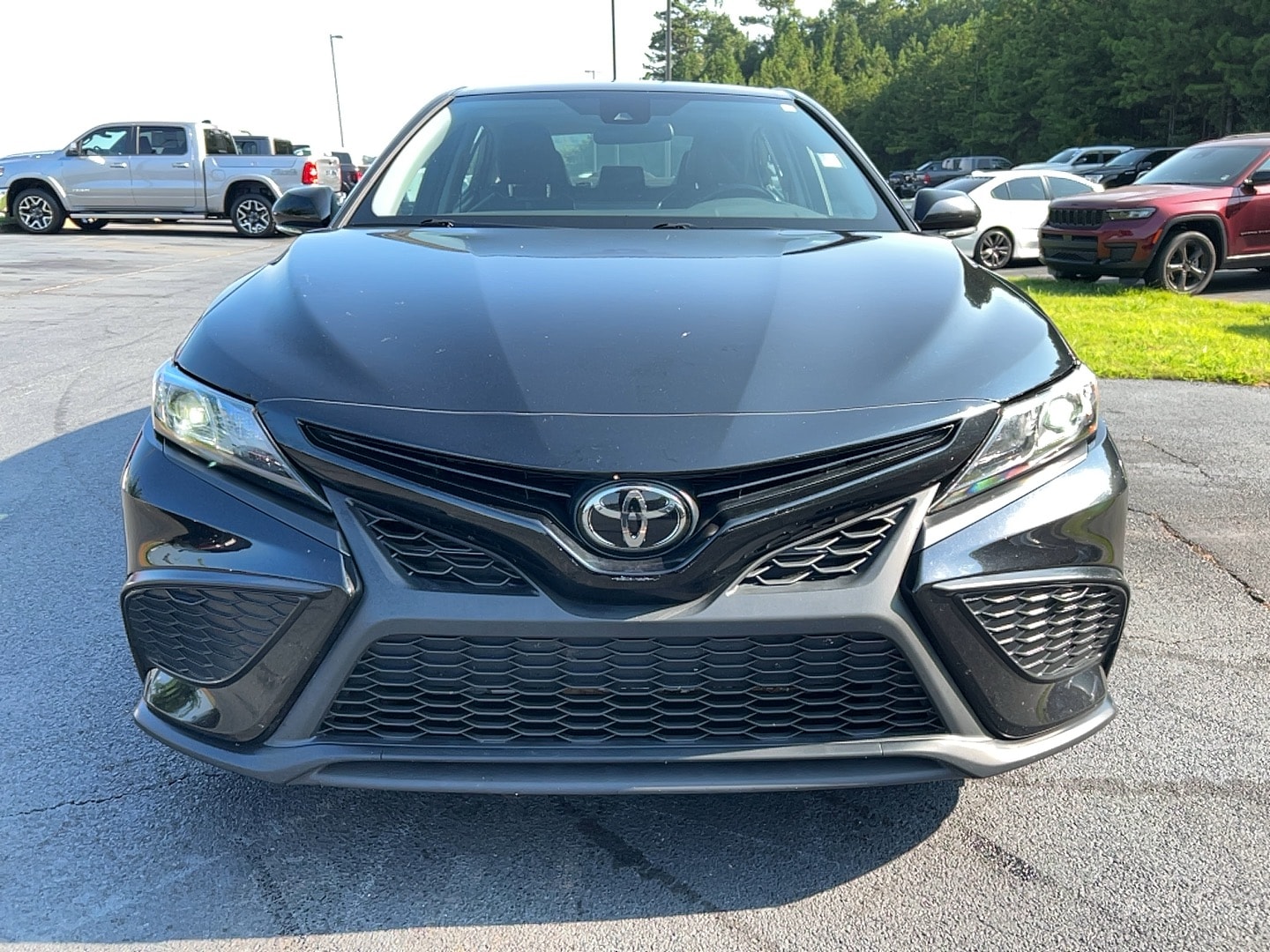 Used 2022 Toyota Camry SE with VIN 4T1G11AK3NU666539 for sale in Cartersville, GA