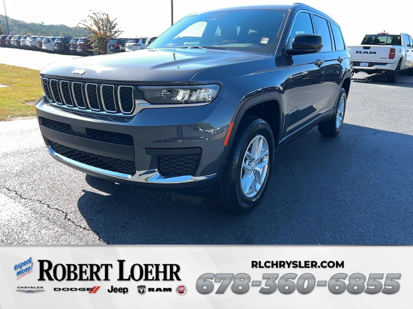 2025 Jeep Grand Cherokee L Laredo's photo