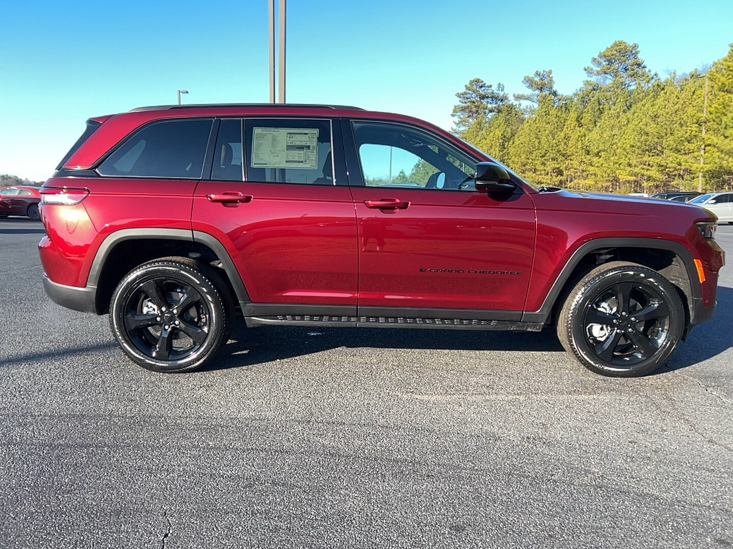 2025 Jeep Grand Cherokee Limited photo 4