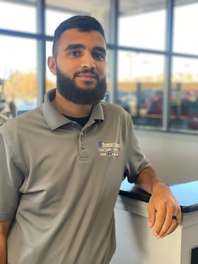 Staff member Mo Janjooa from 4a9ab321c5b4