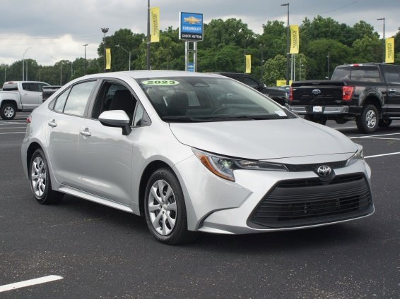 Used 2023 Toyota Corolla LE with VIN 5YFB4MDE6PP067406 for sale in Memphis, TN