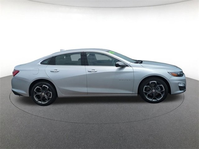 Used 2022 Chevrolet Malibu 1LT with VIN 1G1ZD5ST6NF172109 for sale in Memphis, TN