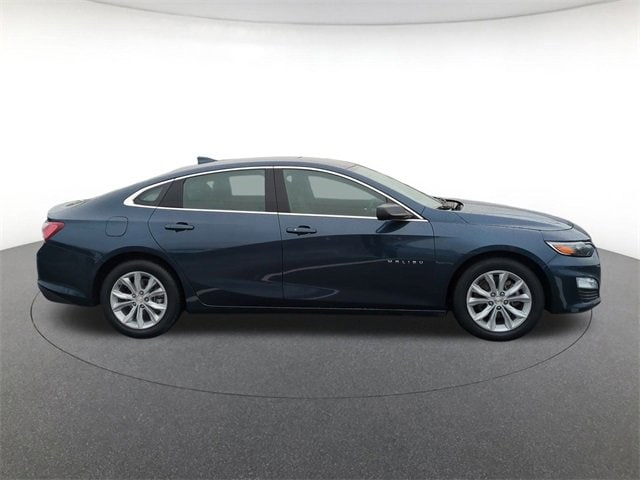Used 2022 Chevrolet Malibu 1LT with VIN 1G1ZD5STXNF171853 for sale in Memphis, TN
