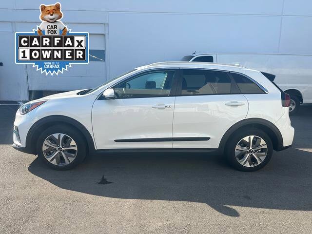 Used 2020 Kia Niro EX with VIN KNDCC3LG8L5071033 for sale in Shoreline, WA