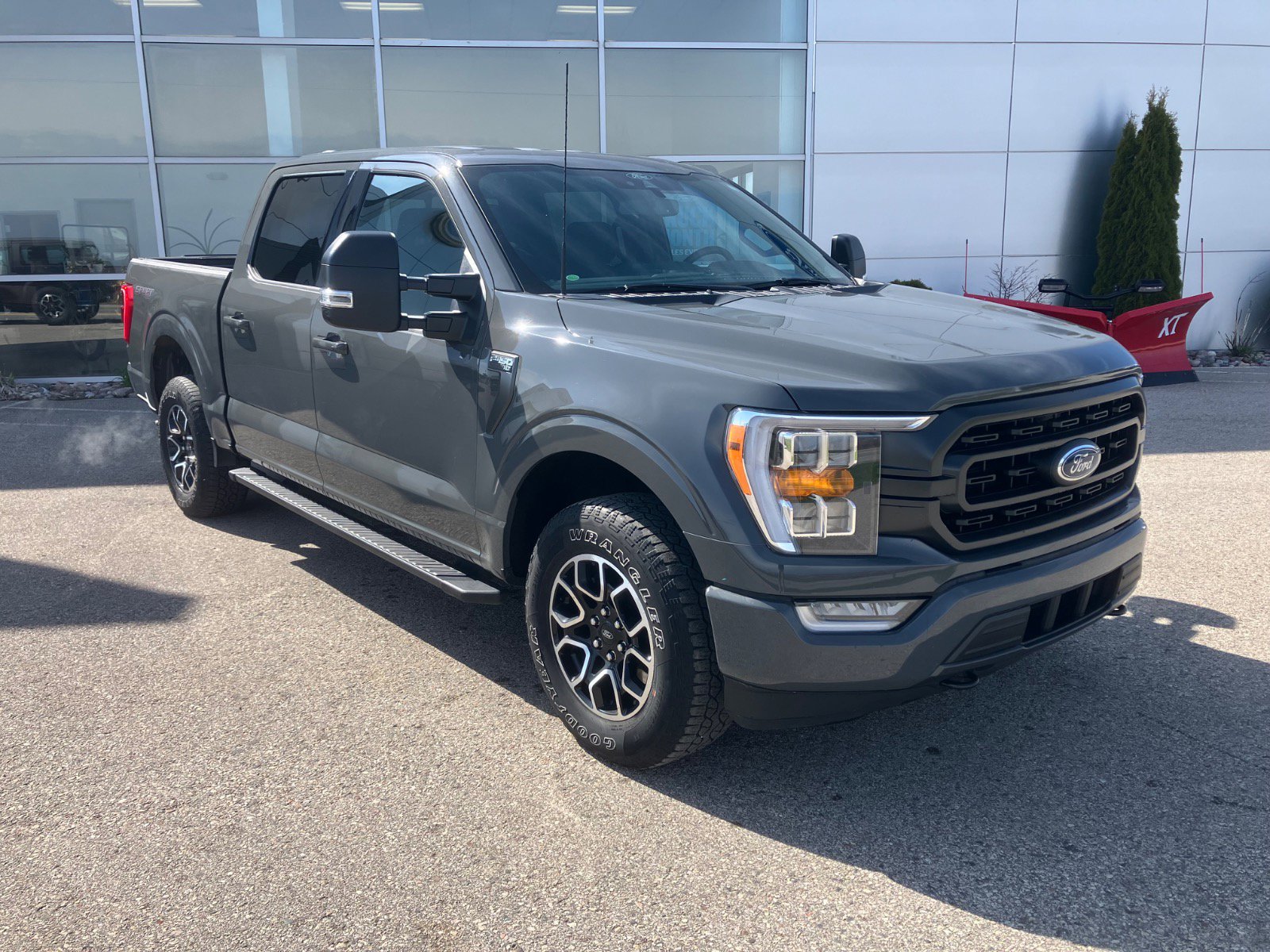2021 Ford F-150 XLT 4x4 SuperCrew 5-1/2 Box's photo