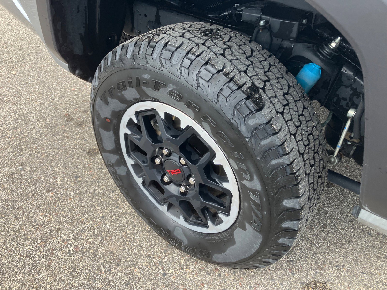 2025 Toyota Tacoma SR5 - Photo 12