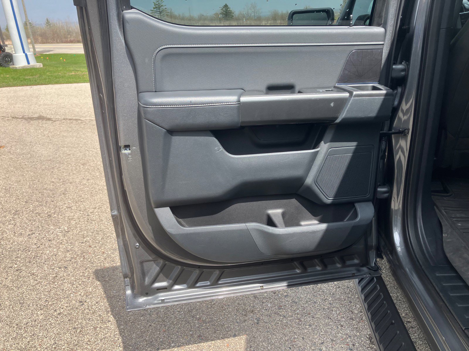 2023 Ford F-150 XLT - Photo 25