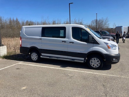 2022 Ford Transit Cargo Van T-250 130 Low Rf 9070 GVWR RWD 2022 Ford Transit Cargo Van T-250 130 Low Rf 9070 GVWR RWD