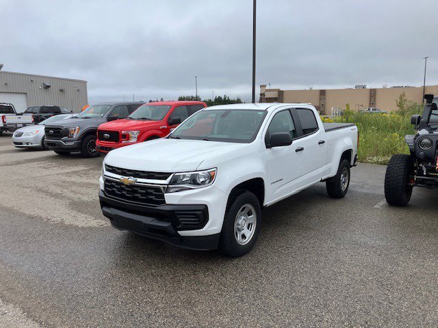 2022 Chevrolet Colorado Work Truck photo 2