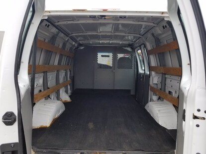 distort acute Distract Used 2008 Ford Econoline Cargo Van For Sale at Chuck Renze Ford of  Manistique | VIN: 1FTNE24W68DA81947