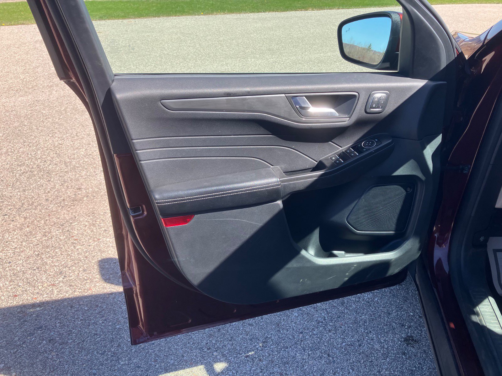 2021 Ford Escape Titanium - Photo 23