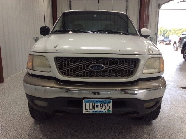 Used 2001 Ford F-150 Lariat with VIN 1FTRW08L01KA82709 for sale in New Ulm, MN