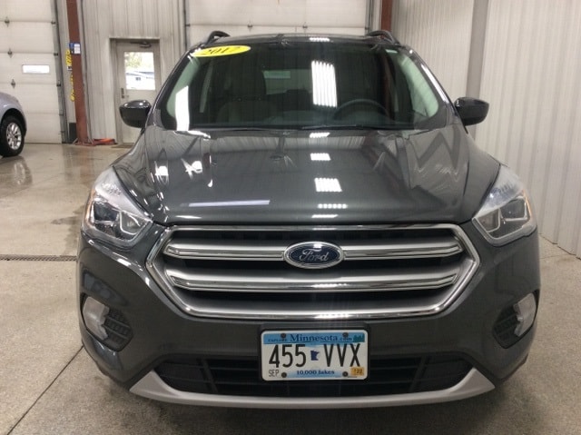 Used 2017 Ford Escape SE with VIN 1FMCU9G90HUB02635 for sale in New Ulm, Minnesota