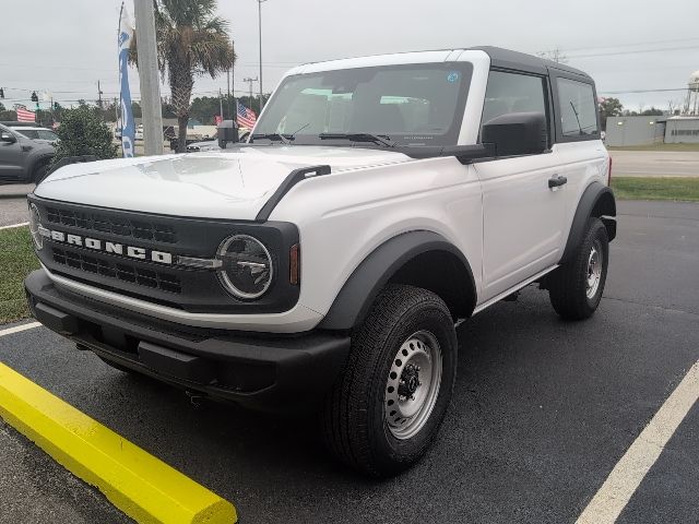 2025 Ford Bronco 2-Door Base's photo