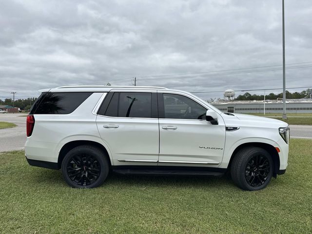 2021 Gmc Yukon SLT photo 3