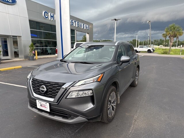 2023 Nissan Rogue SV photo 2