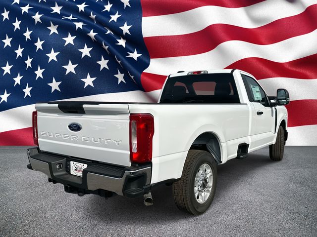 2026 Ford F-350 Super Duty XLT - Photo 9