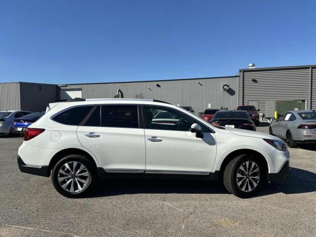 Used 2019 Subaru Outback 2.5i SUV