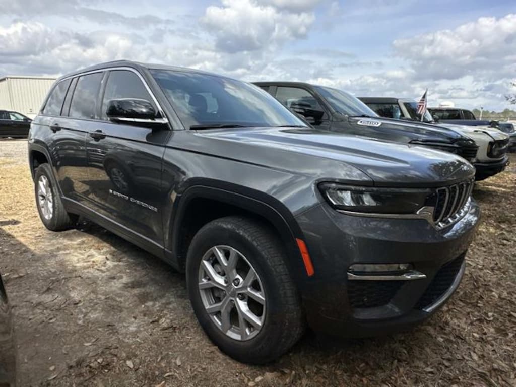 Used 2022 Jeep Grand Cherokee Limited SUV