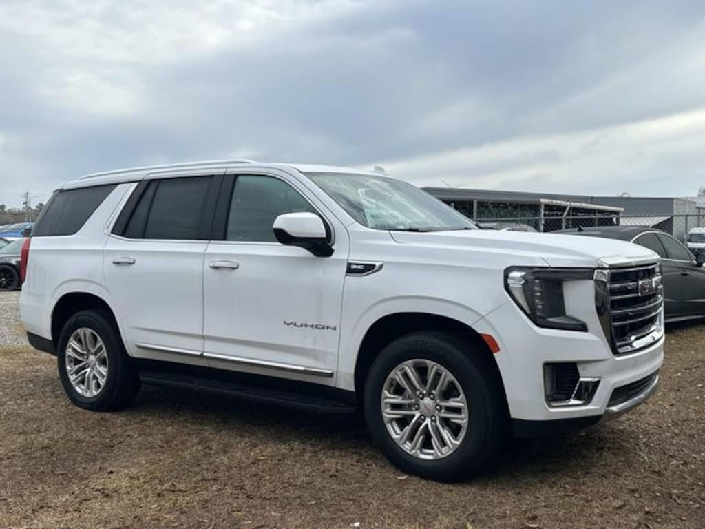 Used 2024 GMC Yukon SLT SUV