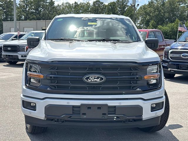2025 Ford F-150 XLT photo 2