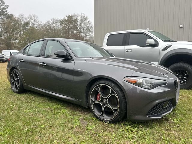 2023 Alfa Romeo Giulia Veloce's photo