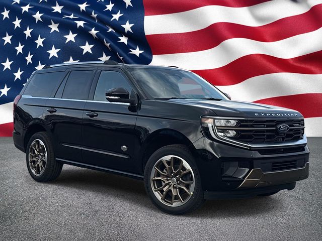 2026 Ford Expedition King Ranch's photo