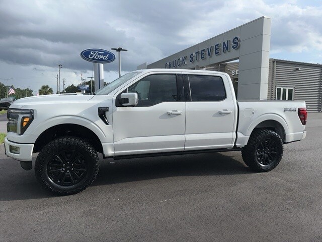 2025 Ford F-150 Platinum photo 3