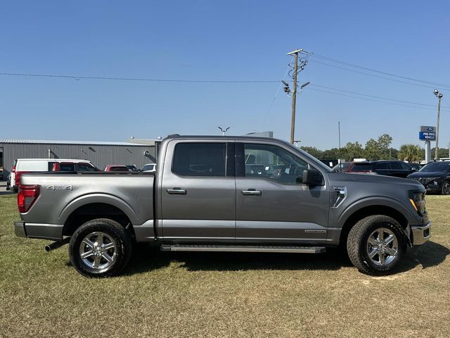2024 Ford F-150 XLT photo 4