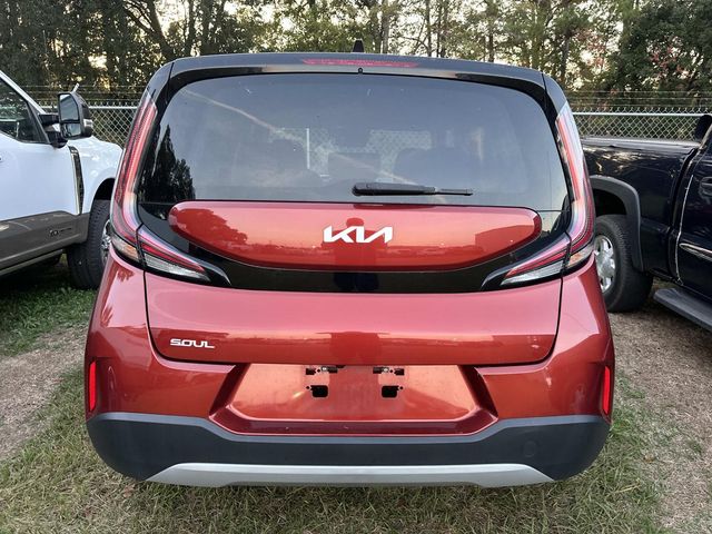 2023 Kia Soul LX photo 2
