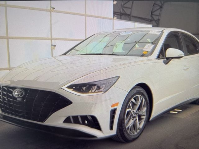 2022 Hyundai Sonata SEL's photo