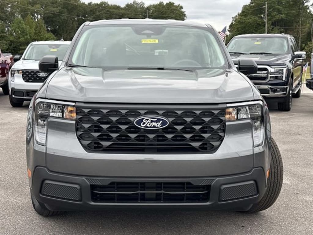 New 2025 Ford Maverick XL Truck
